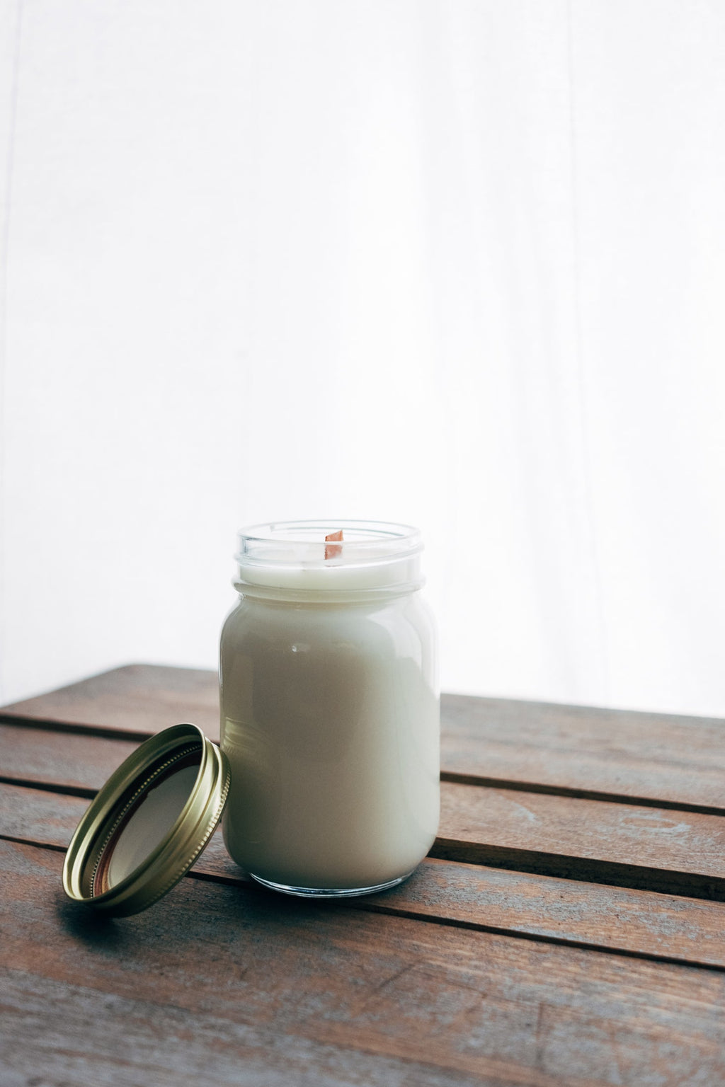 Fresh Linen Mason Jar Candle