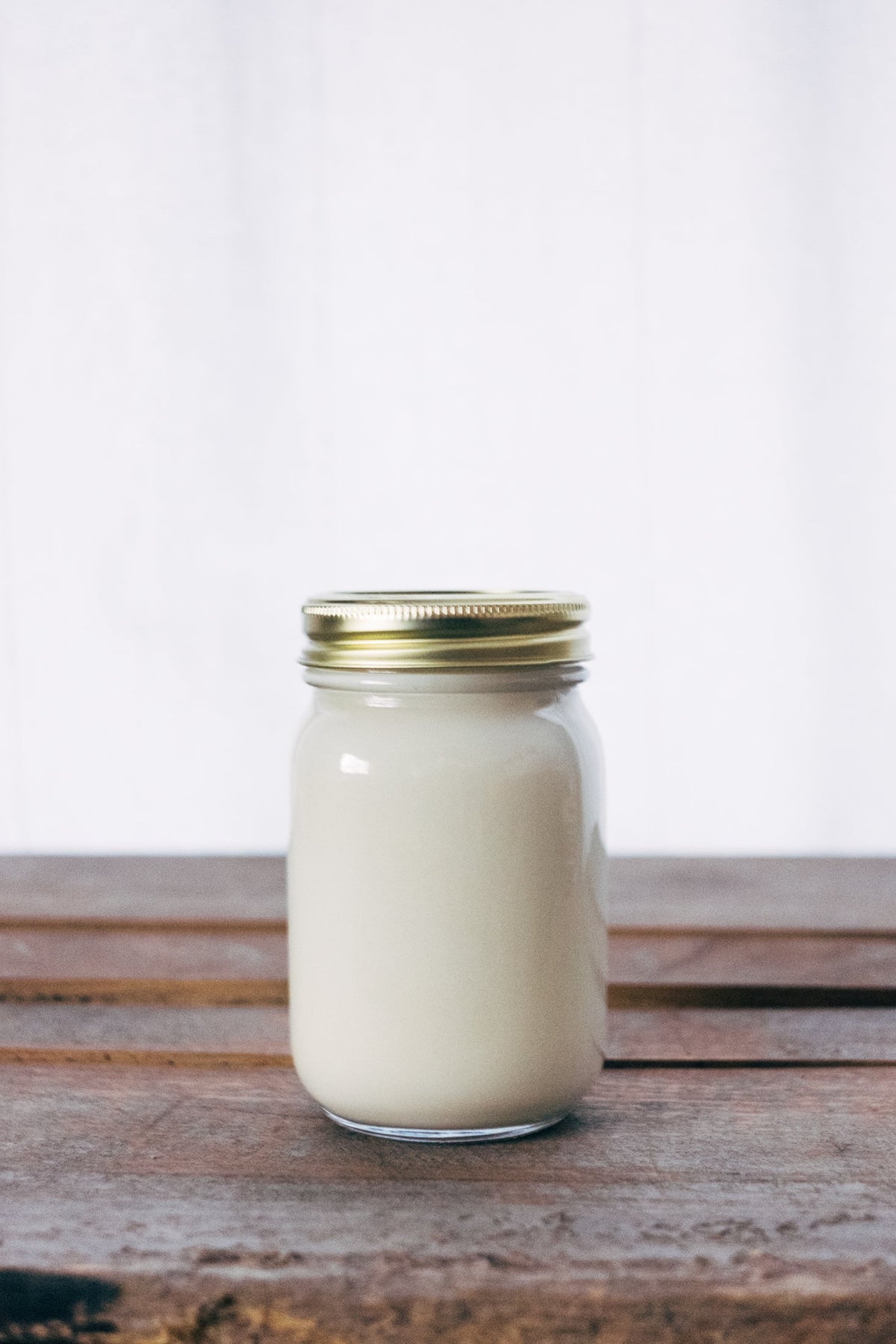 Fresh Linen Mason Jar Candle