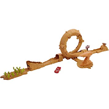 Disney Pixar Cars 3 Willy Butte Transforming Track Set - New