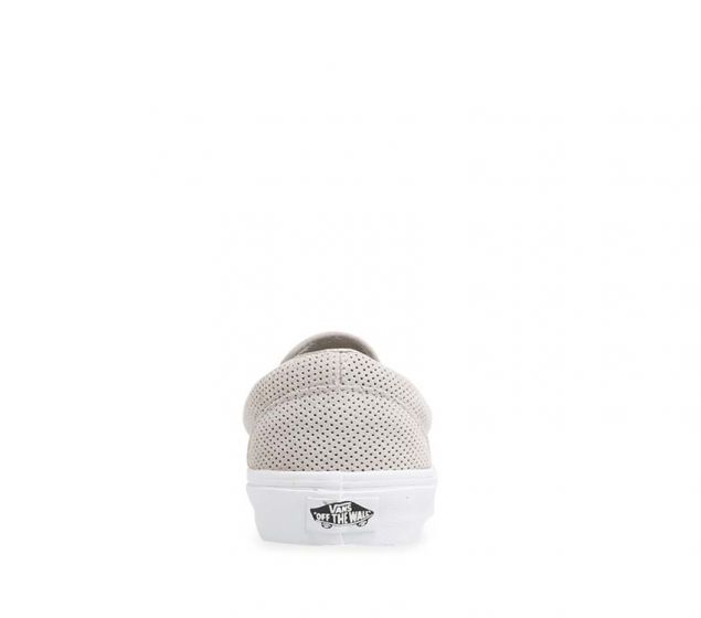 VANS | CLASSIC SLIP-ON (PERFORATED SUEDE) - New